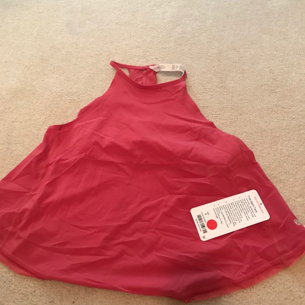 Pink lululemon Work Out Tank (size 6)